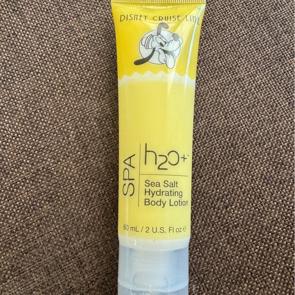 Four Disney H20+ Beauty travel size bathroom items ~ Unused - Picture 7 of 8